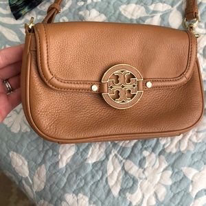 Tory Burch Amanda tan crossbody bag